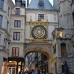 Hotel Des Arcades Hotel 2*