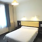 Hotel Des Arcades 2*