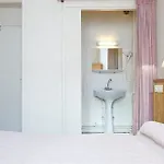 Hotel Hotel Des Arcades 2*