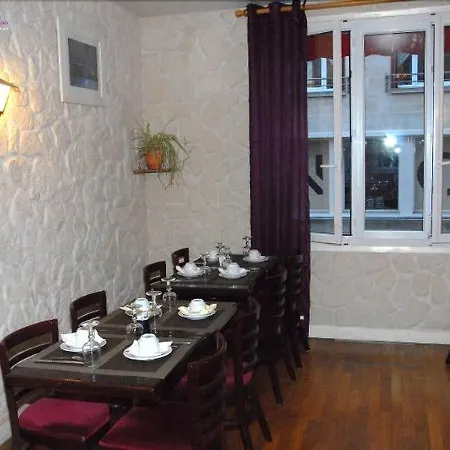 Les Arcades Hotel 2*