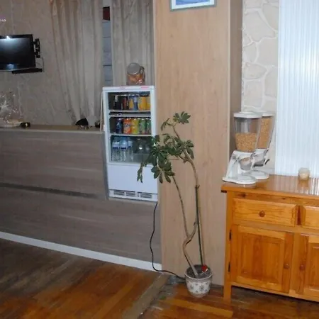 Hotel Des Arcades 2*