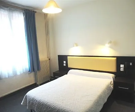 Hotel Des Arcades 2*