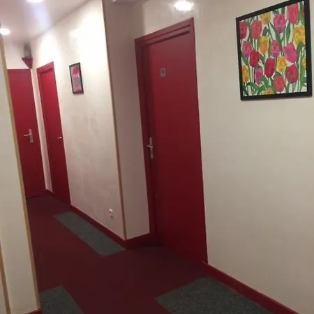 Hotel Des Arcades 2*