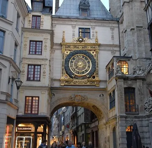 Les Arcades Hotel 2*