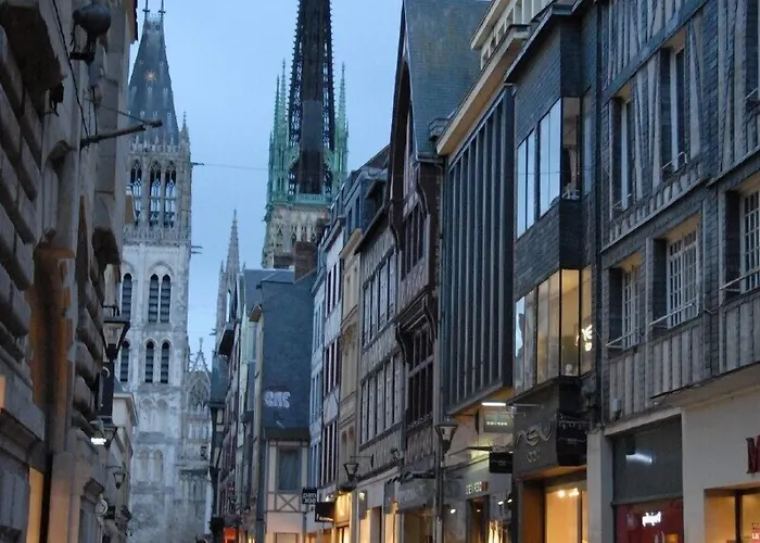 Des Arcades 酒店 2*