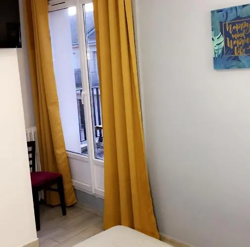 Hotel Les Arcades 2*